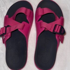 Chaco Women's Fuchsia and black Slide Sandals